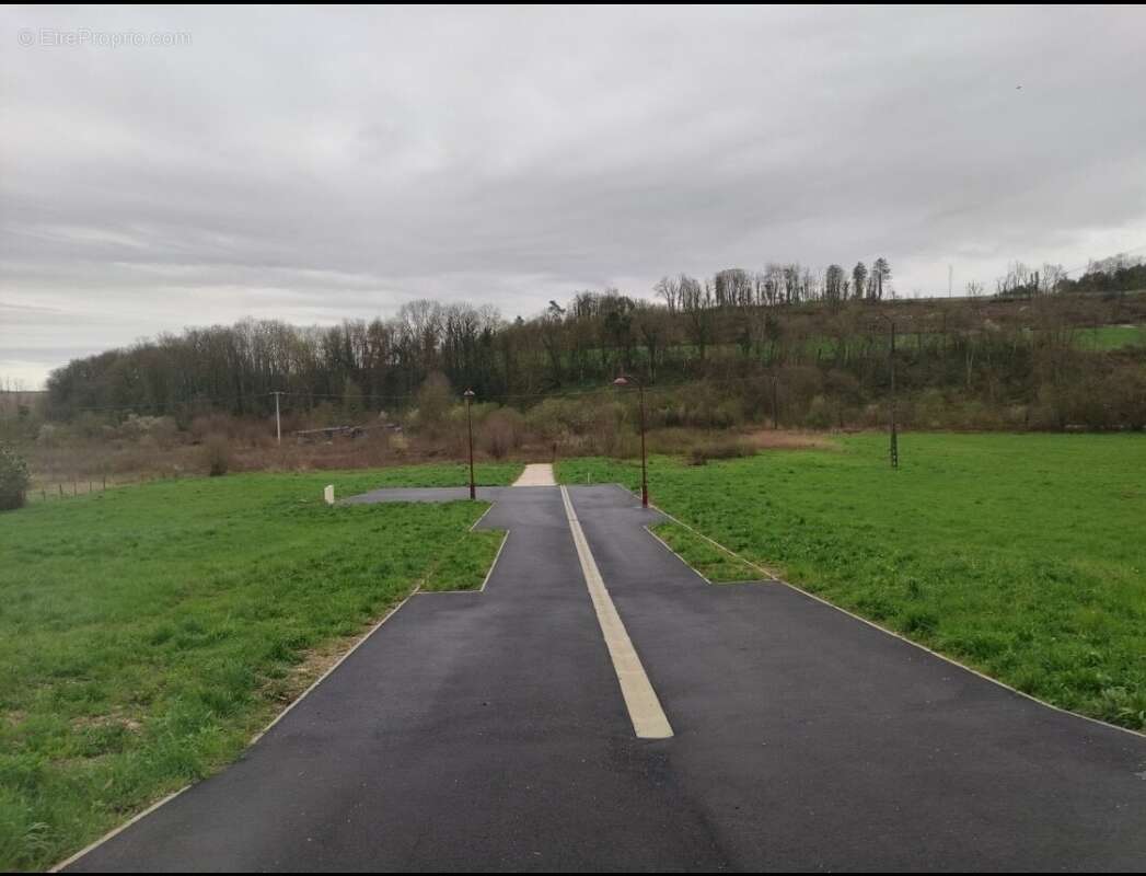 Terrain à MUSSEY-SUR-MARNE