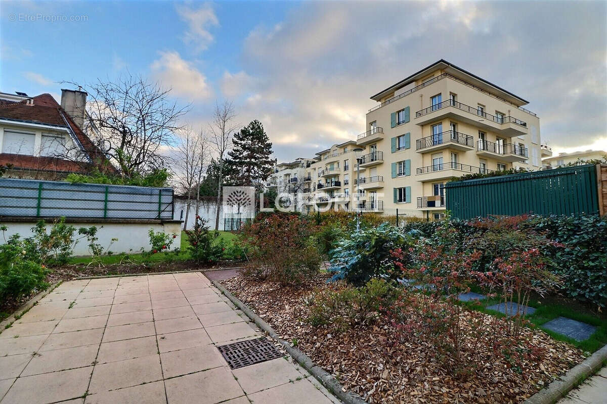 Appartement à RUEIL-MALMAISON