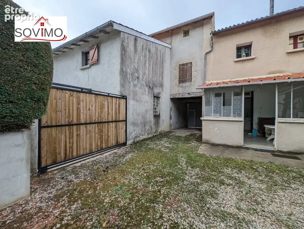 Belle opportunité en centre-bourg   maison avec grand jardin et dépendances - photo 23