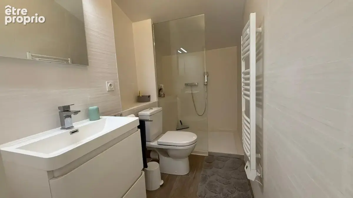 Appartement à vendre 3 pièces en dernier étage SAINT RAPHAEL (83) - photo 8