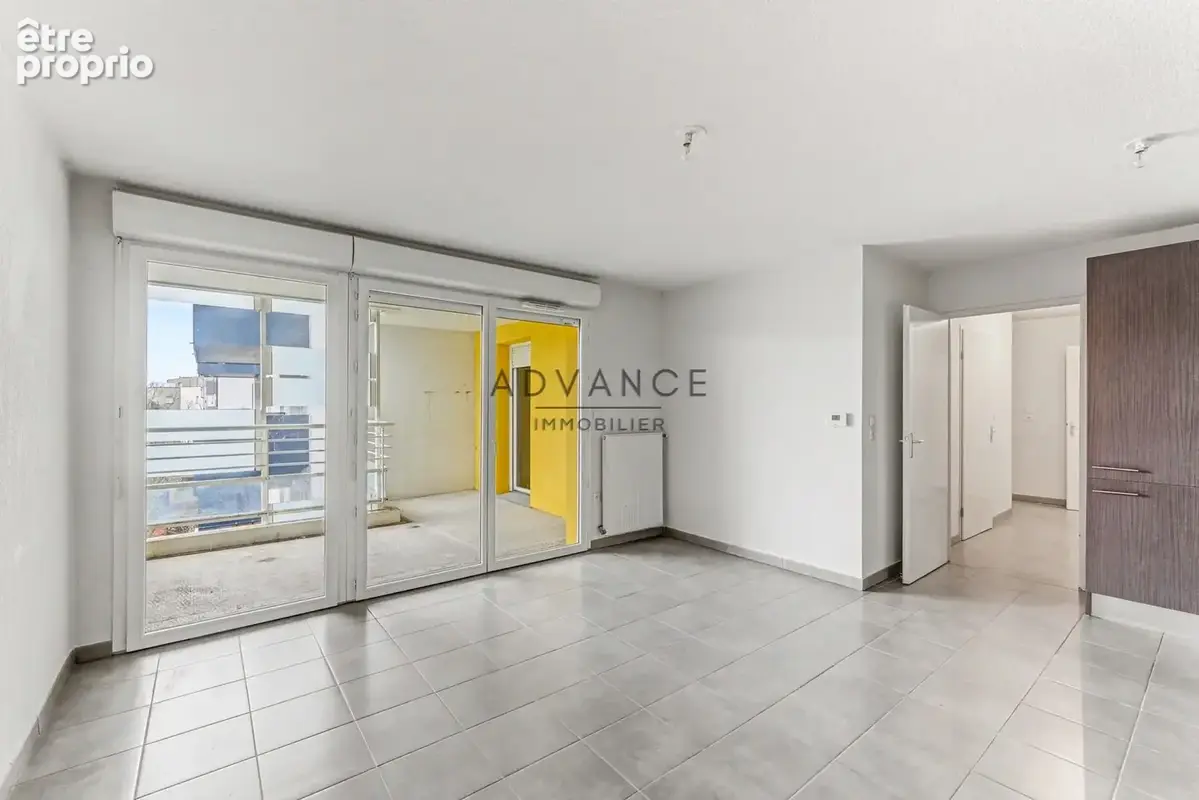 Appartement 3 pièces 62 m² à vendre à Toulouse (31200) - photo 2