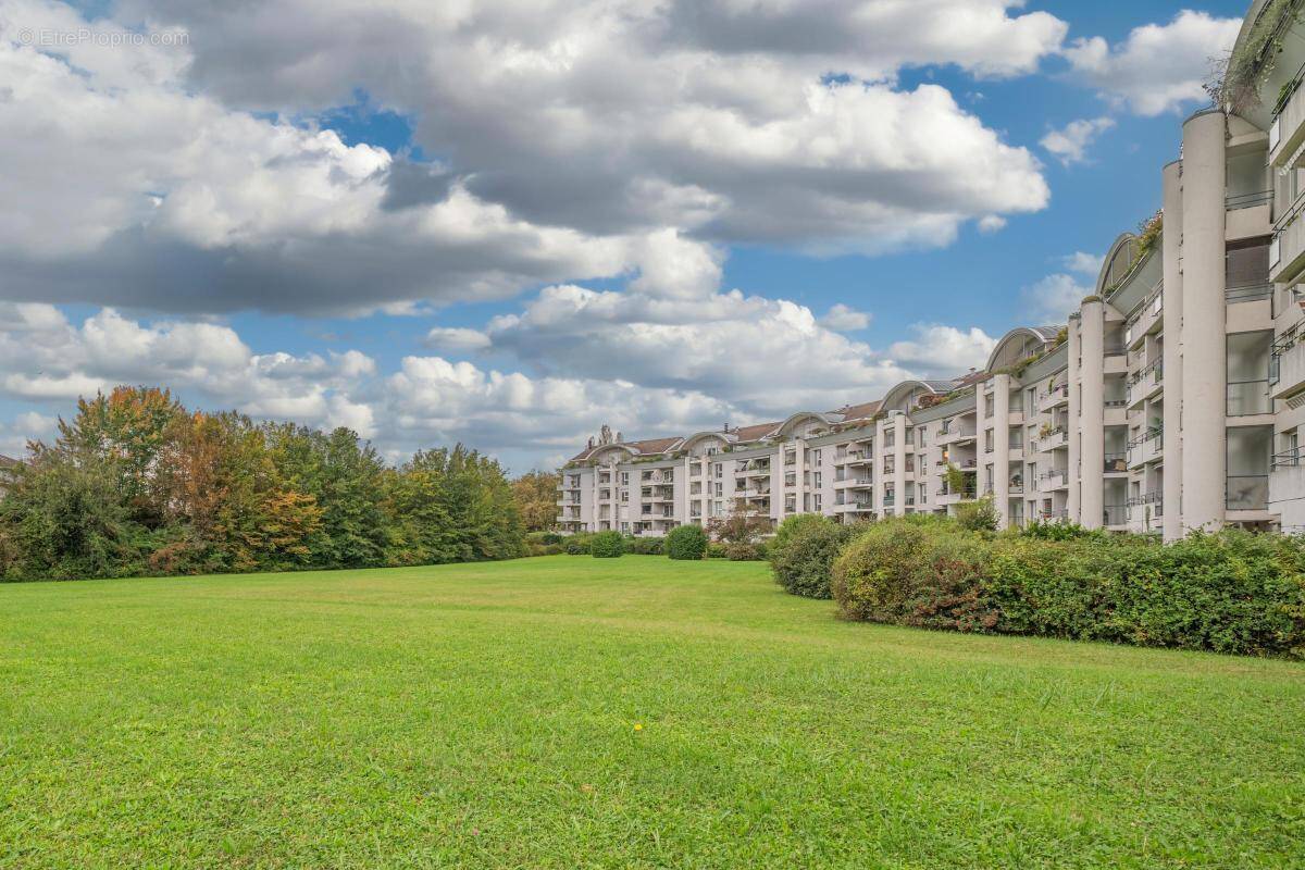 Appartement à MEYLAN