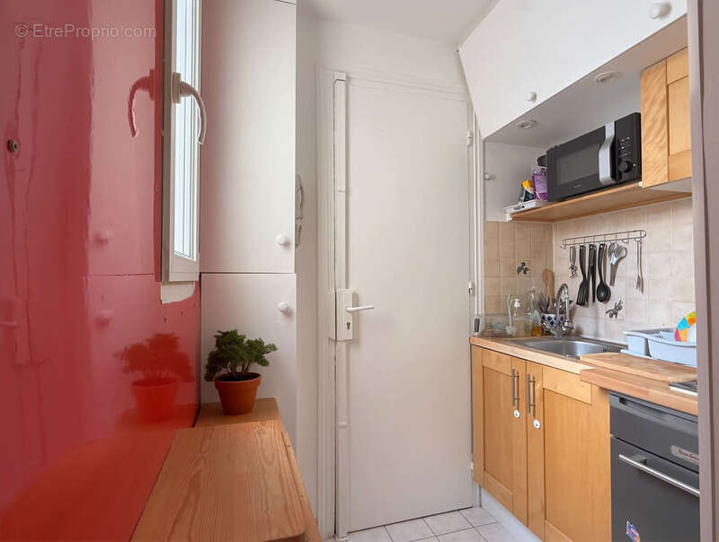 Appartement à PARIS-17E
