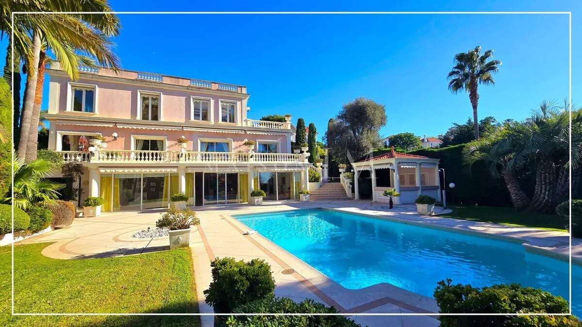 Maison à ANTIBES