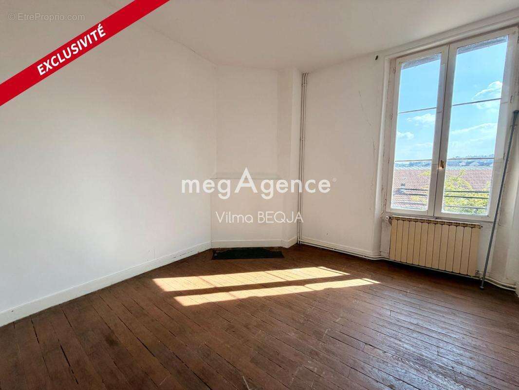 Maison à PONT-SUR-YONNE