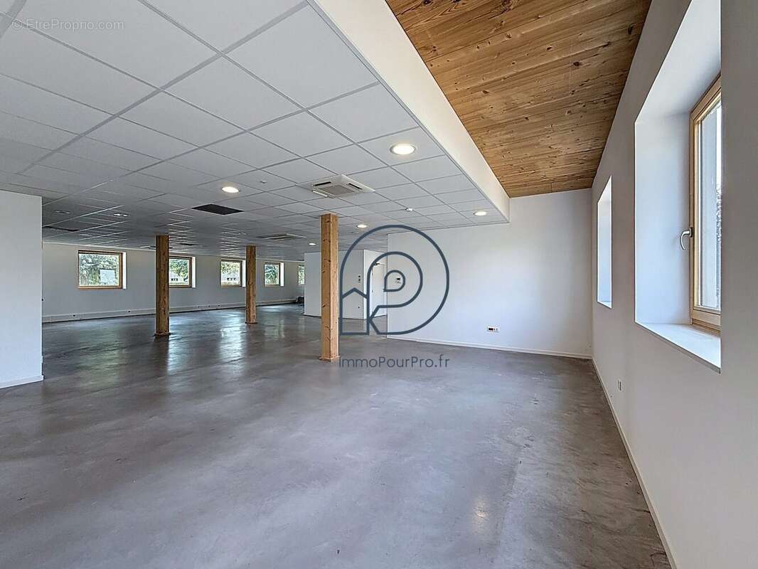 Commerce 356 m² à Villeneuve-D'ascq  - photo 6