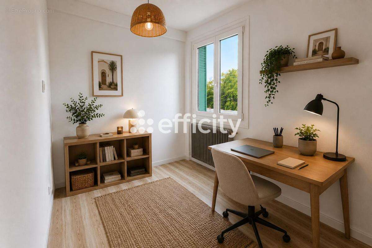 Appartement à NEUVILLE-SUR-SAONE