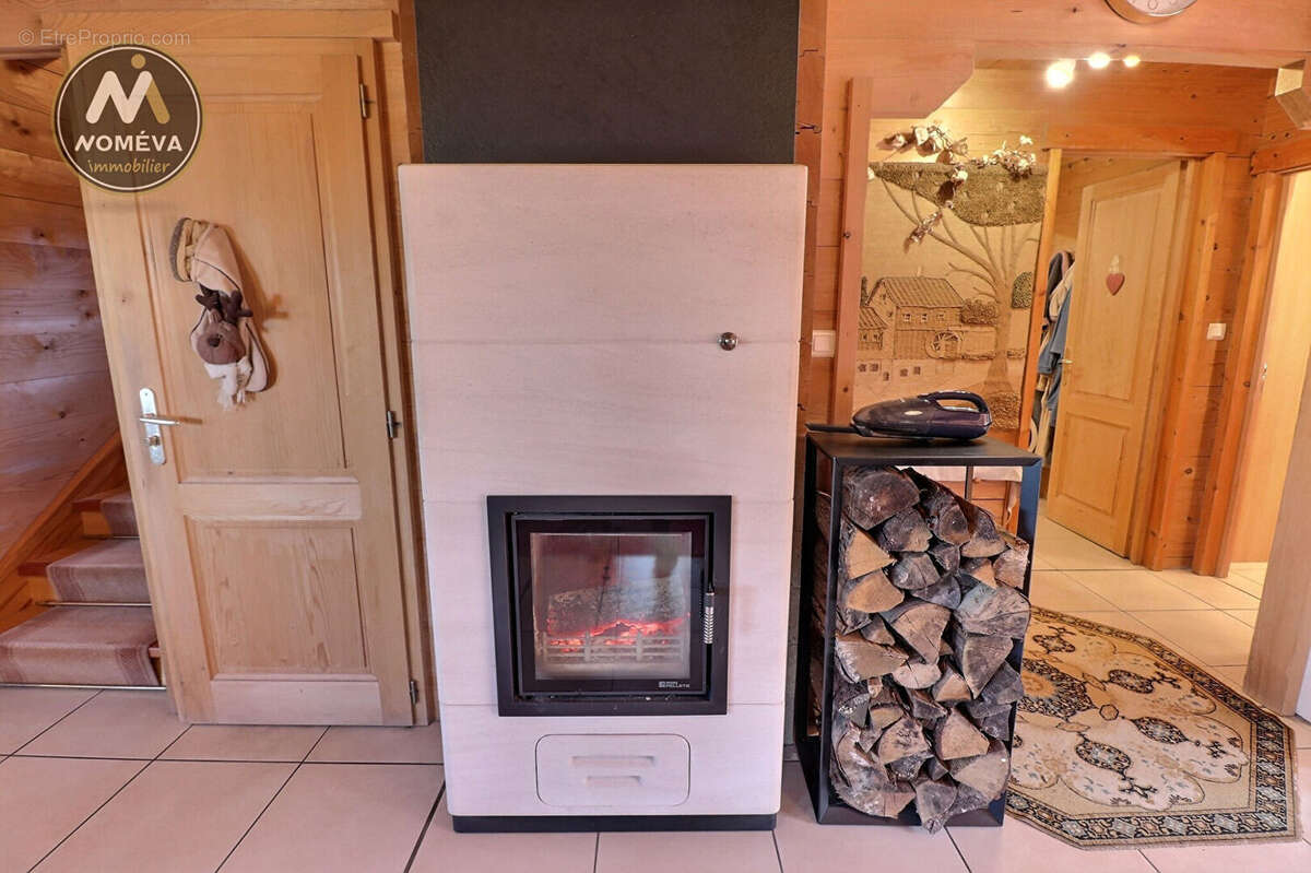 Maison à LE CHAMBON-SUR-LIGNON