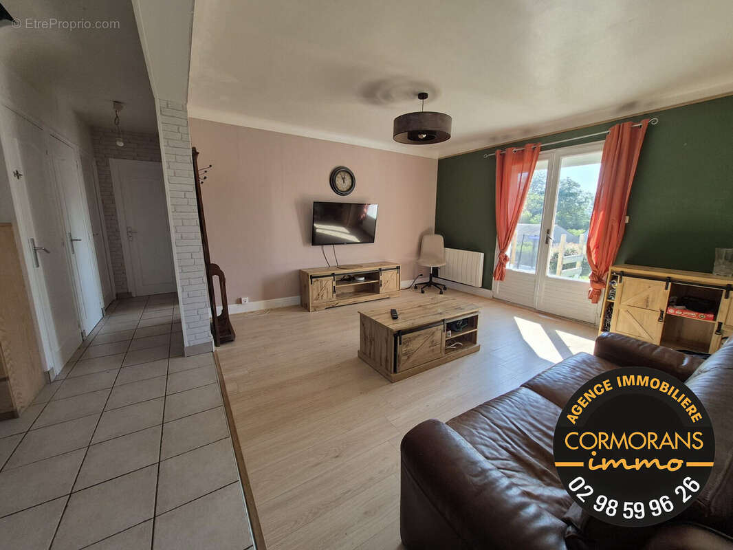 Maison 112 m² à Tregourez  - photo 4