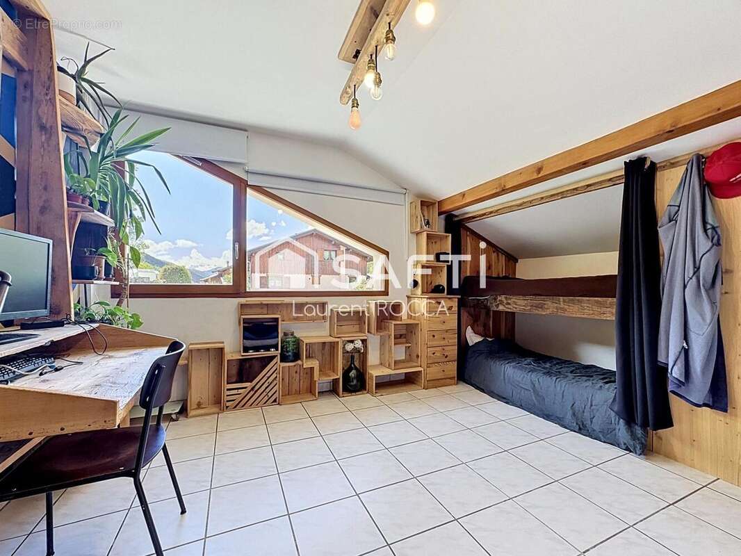 Maison 230 m² à Landry  - photo 6