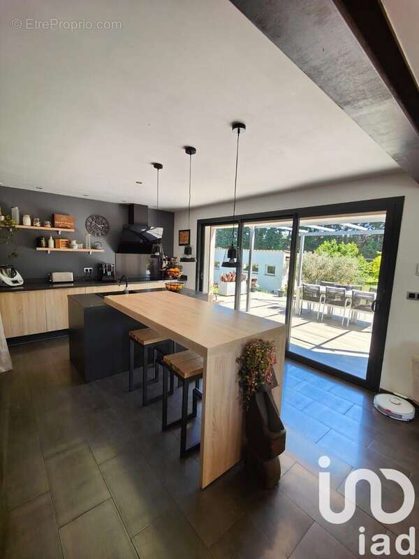 Photo 3 - Maison à SENAS