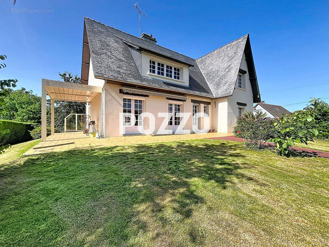 Maison à LES LOGES-MARCHIS
