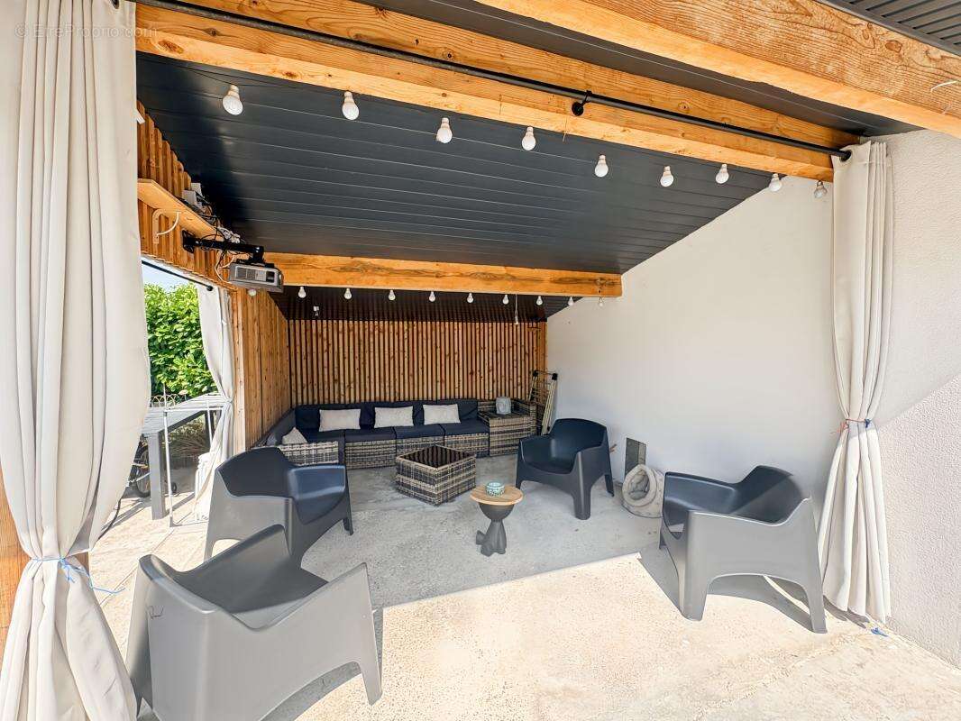 Maison rénovée de plain-pied avec piscine - 4 chambres - Livron-sur-Drôme - photo 18
