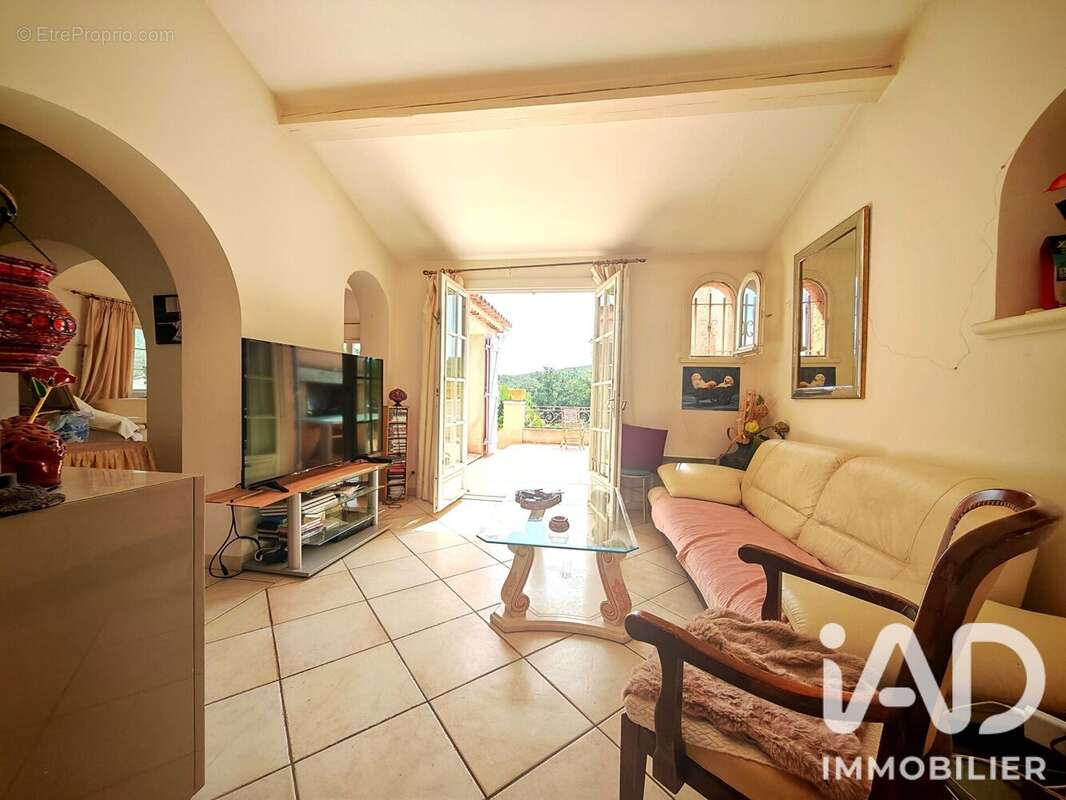 Photo 5 - Maison à SAINT-RAPHAEL