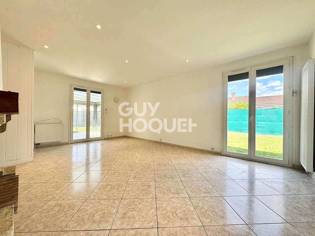 Maison à BONDOUFLE