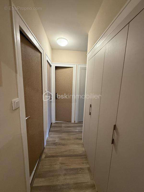 Appartement lumineux situé dans un environnement calme et verdoyant, à deux pas des commerces et commodités - photo 6