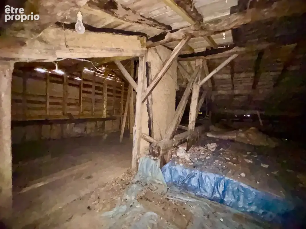 Ancien immeuble à rénover de 410 m² avec jardin et parking privatif – Larrazet (82) - photo 11