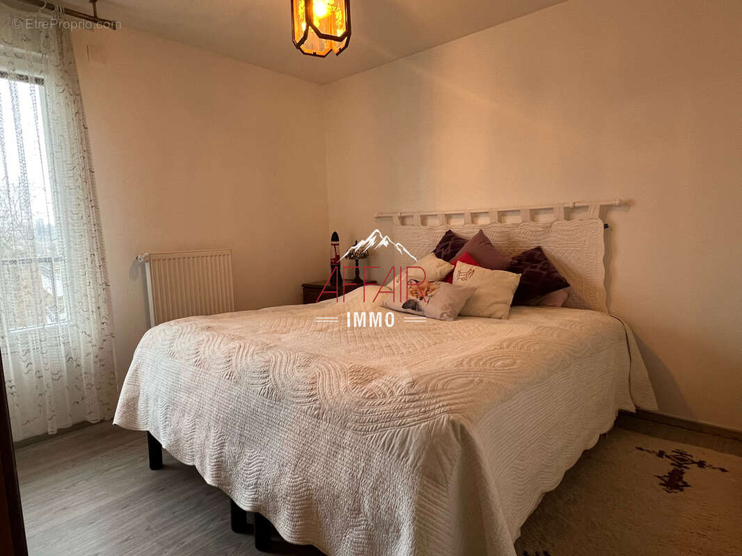 Appartement à VILLE-LA-GRAND