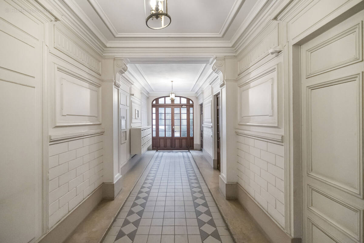 Appartement à PARIS-3E