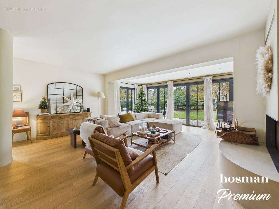 Maison à SAINT-SULPICE-ET-CAMEYRAC