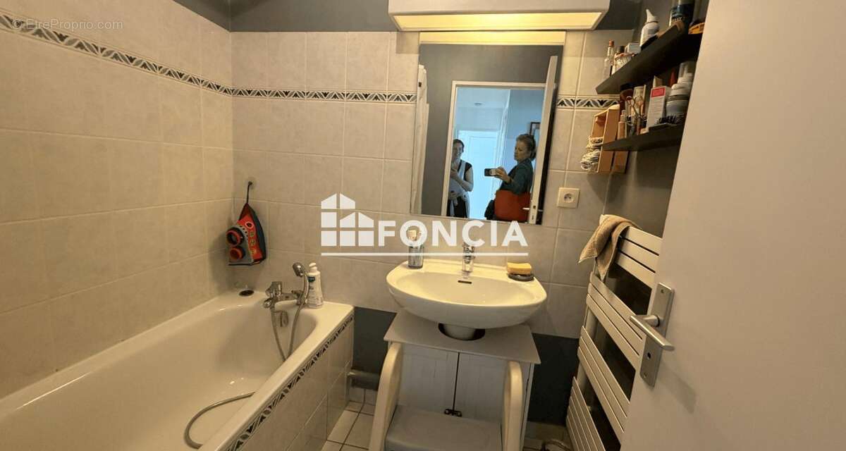 Appartement à LYON-8E