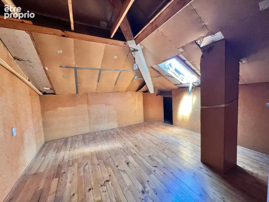 Maison 6 Pièces de près de 145 m2 à vendre dans le secteur du VERNAY - photo 15