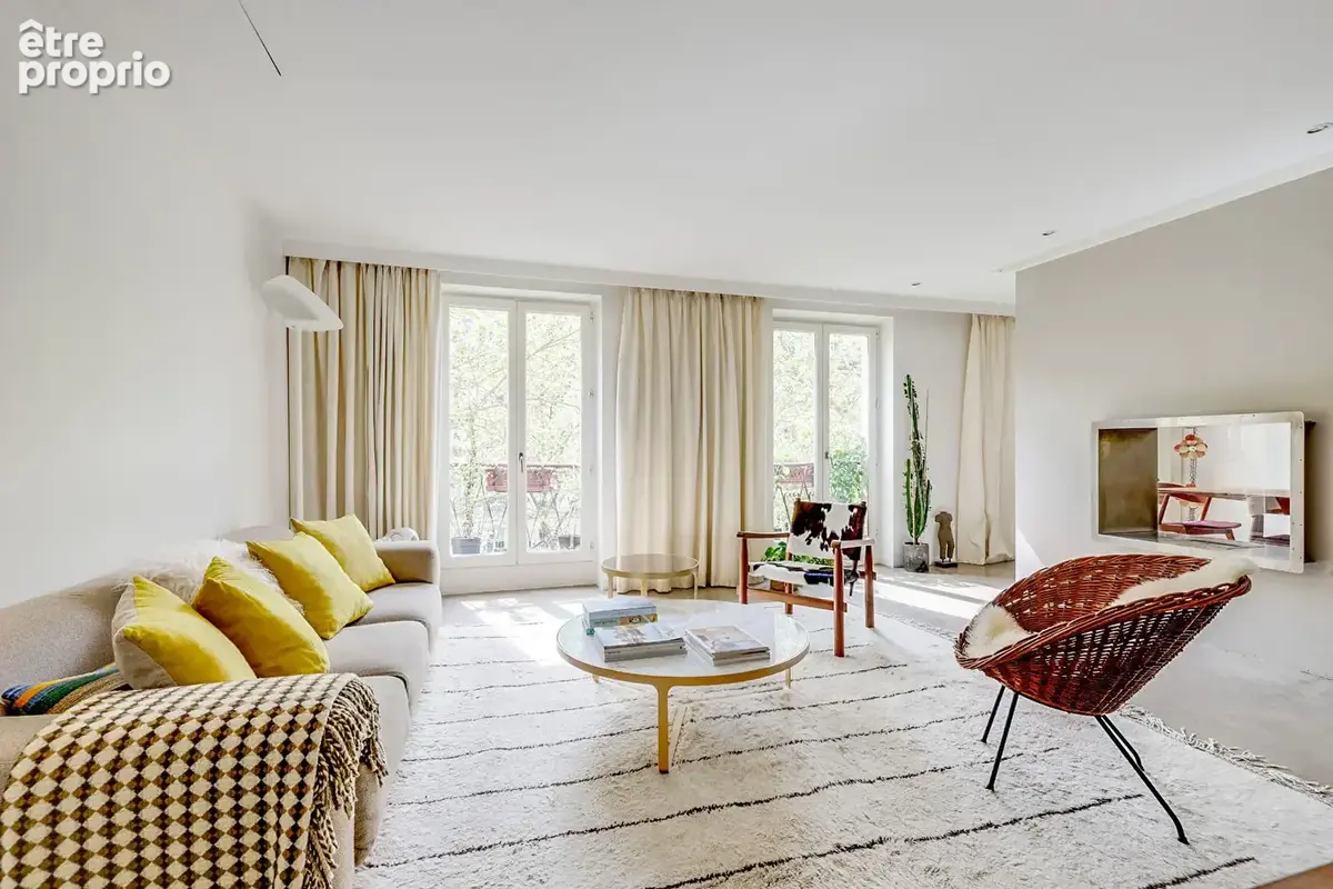 Appartement à PARIS-11E