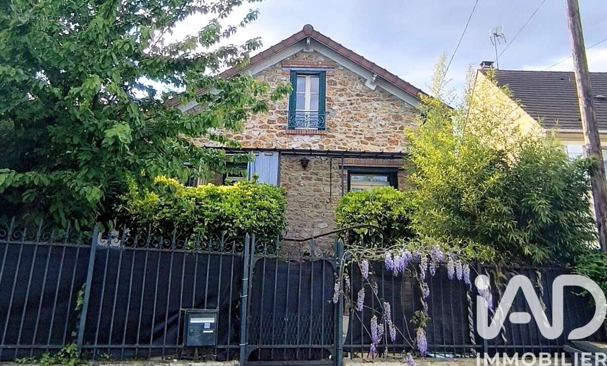 Photo 1 - Maison à EPINAY-SUR-ORGE