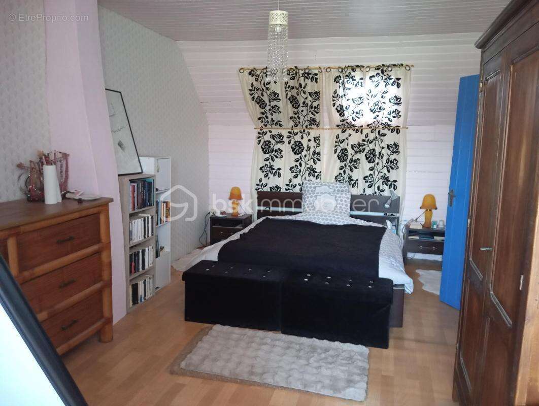 Maison à LA CHAPELLE-NEUVE