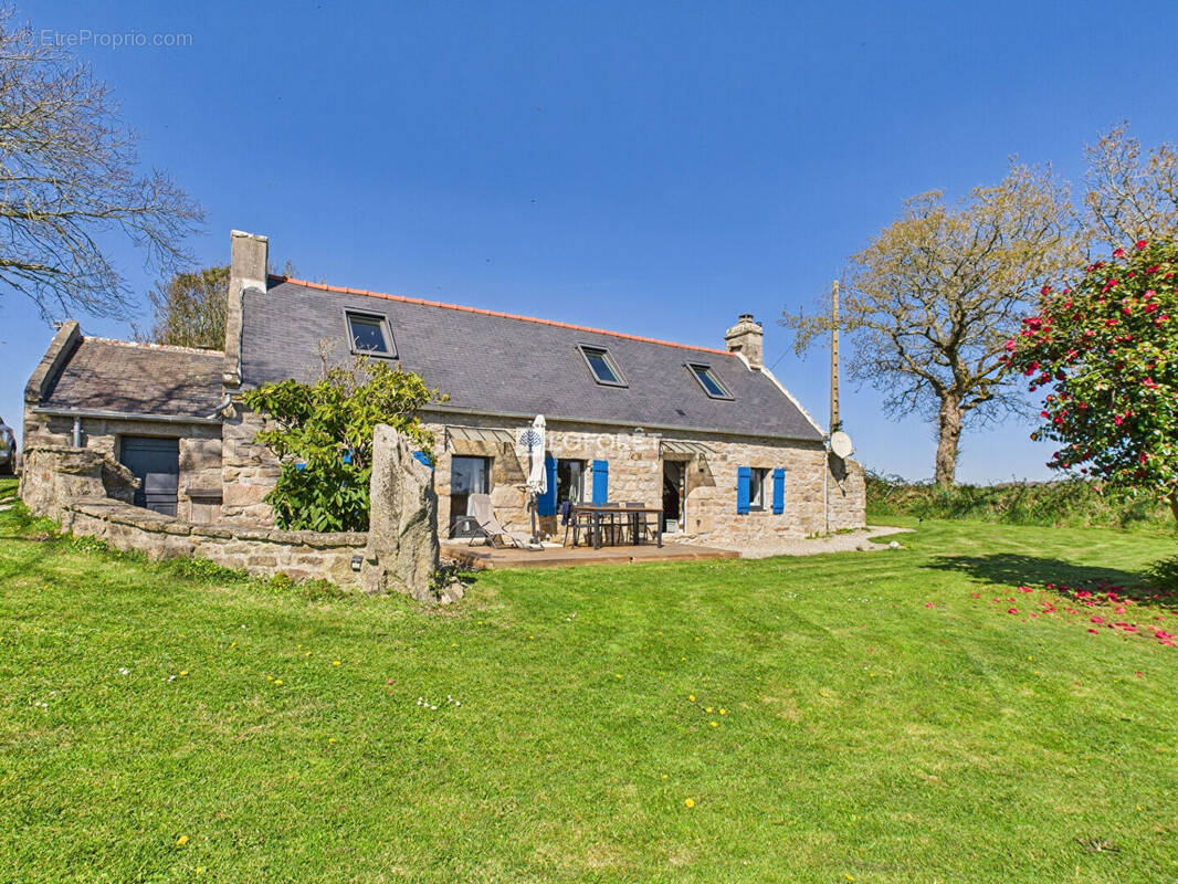 Maison à PLOZEVET