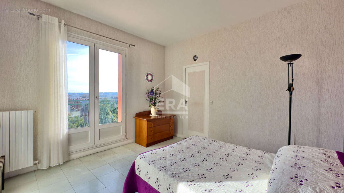 Maison à JUVISY-SUR-ORGE