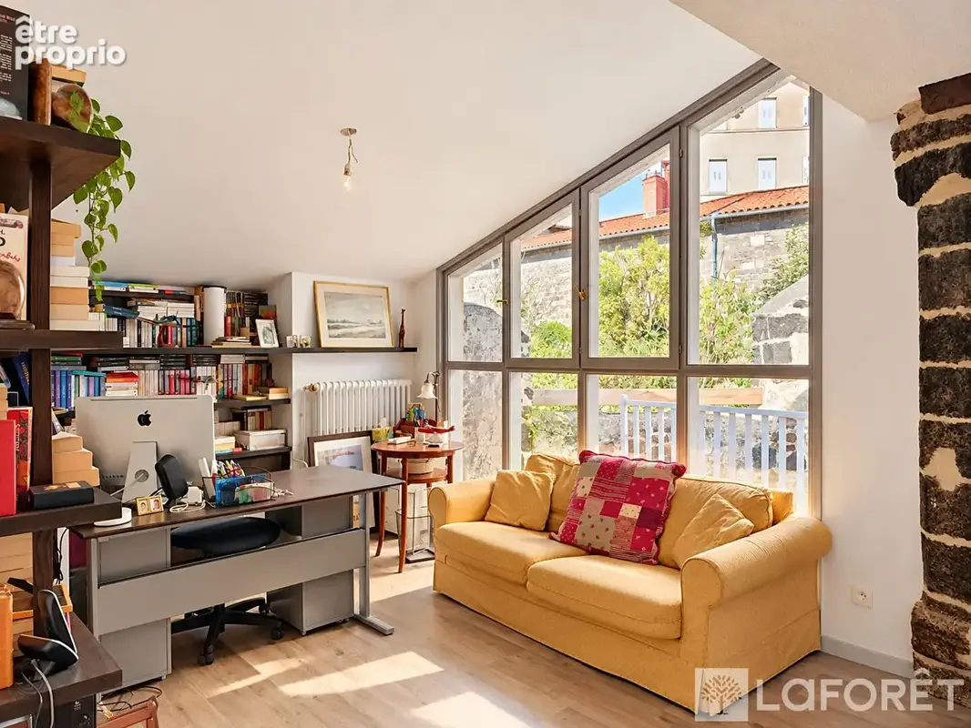 Maison de caractère  192 m²  Cour intérieure et garage 40 m² - photo 11