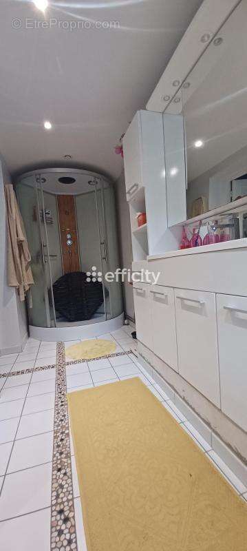 Maison 87 m² à Anglards-De-Saint-Flour  - photo 11