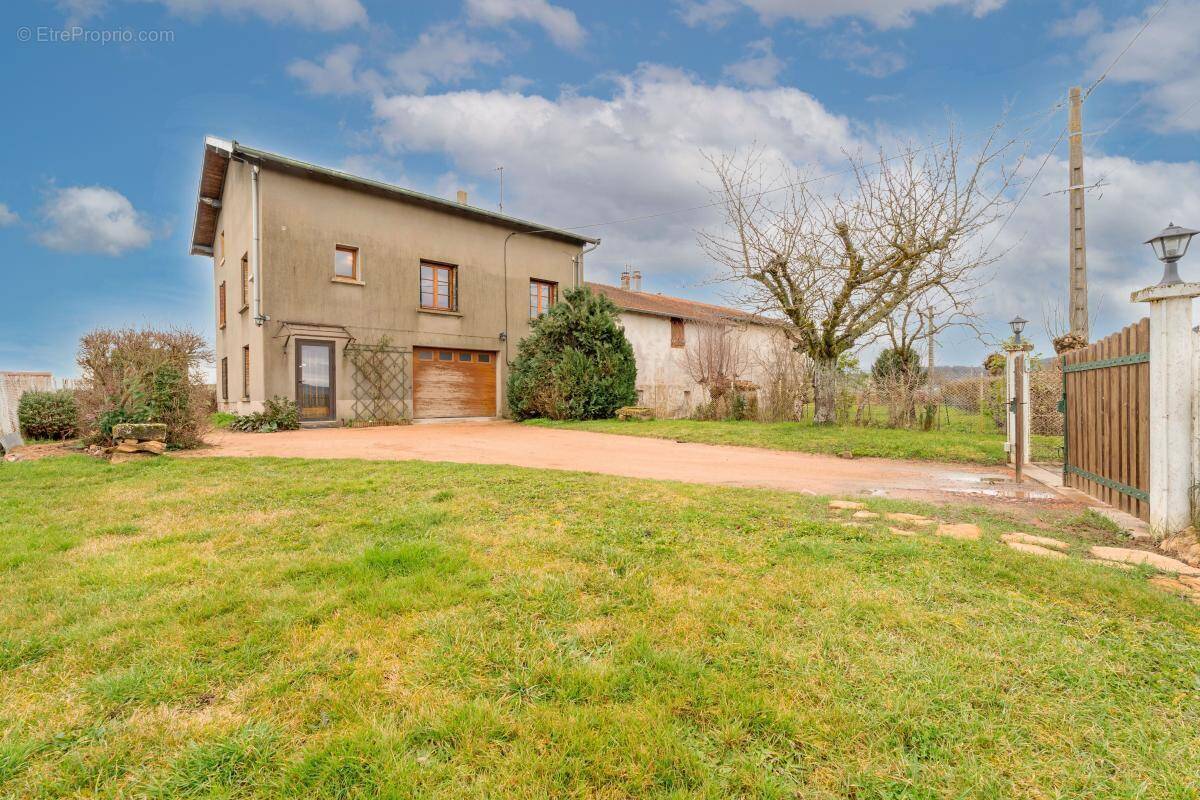 Maison à BULLY