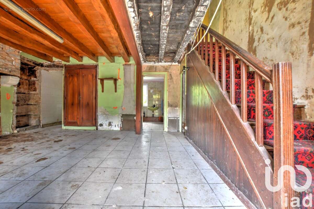 Photo 3 - Maison à FOLLES