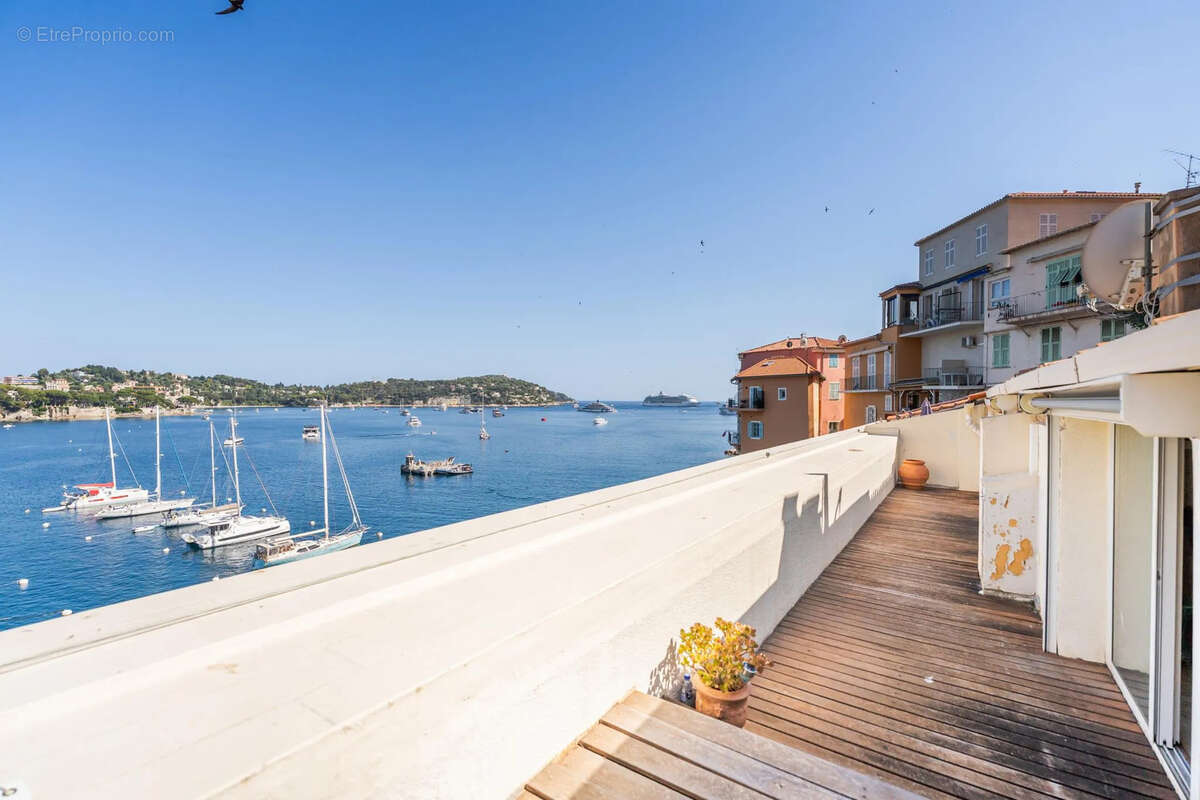 Appartement à VILLEFRANCHE-SUR-MER
