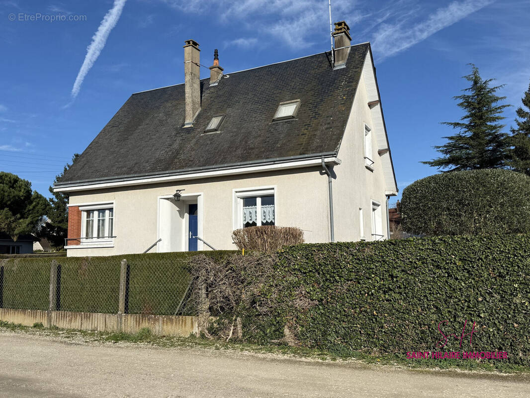Maison à SAINT-HILAIRE-SAINT-MESMIN