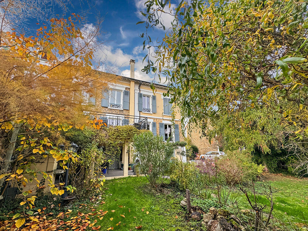 Maison à ROSNY-SOUS-BOIS
