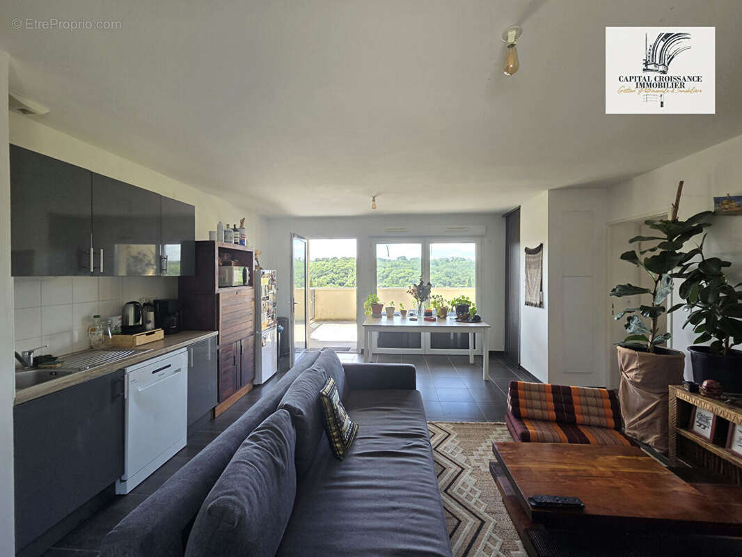 Appartement à LATRESNE