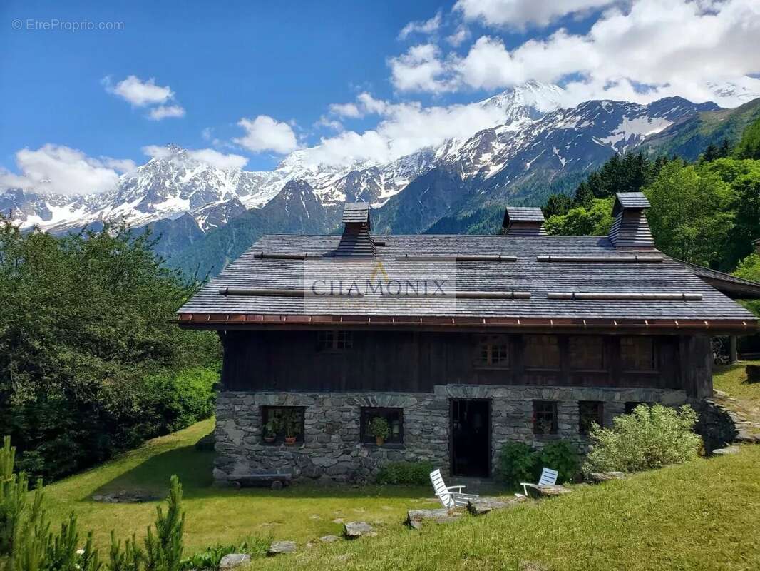 Maison à LES HOUCHES