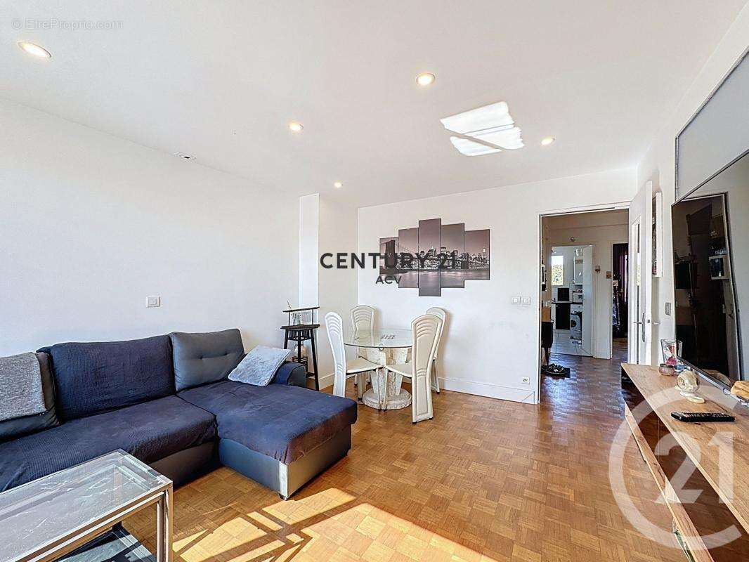 Appartement à MAISONS-ALFORT