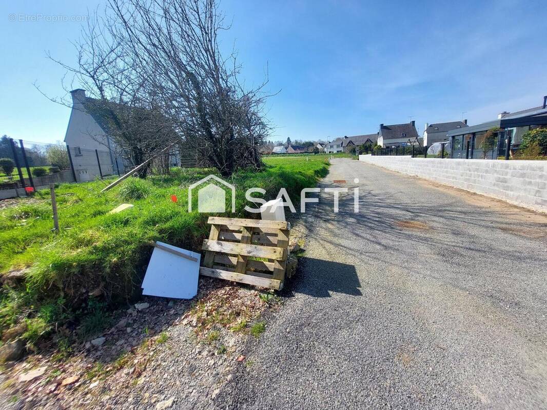 Photo 1 - Terrain à PLEUVEN