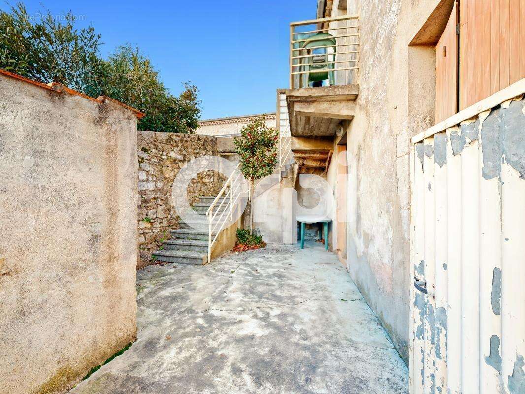 Maison à SAINT-ALBAN-AURIOLLES