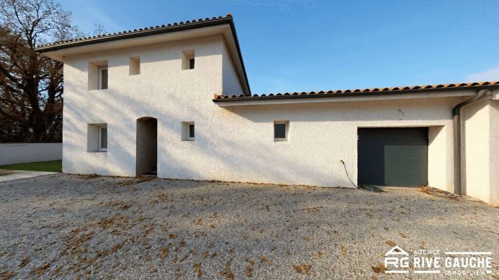 Maison à SALAISE-SUR-SANNE