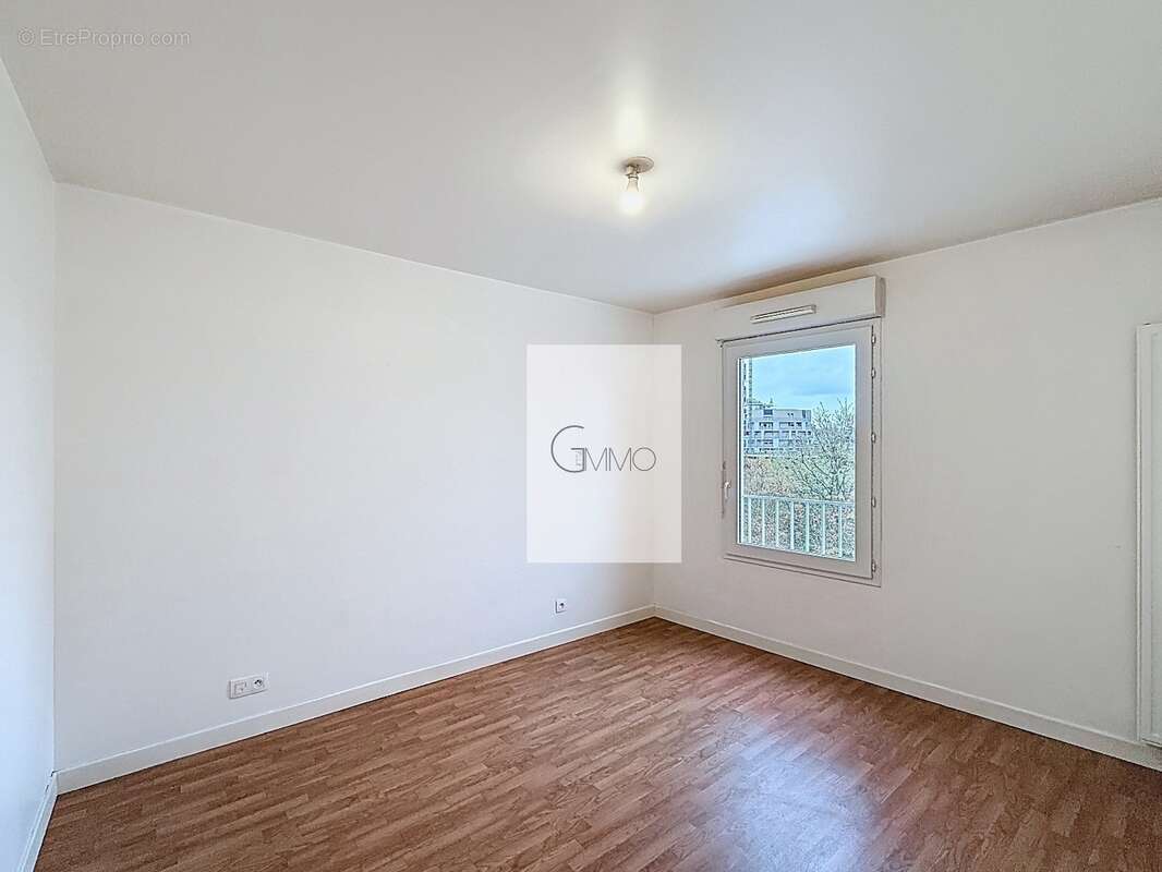 Appartement à L'HAY-LES-ROSES