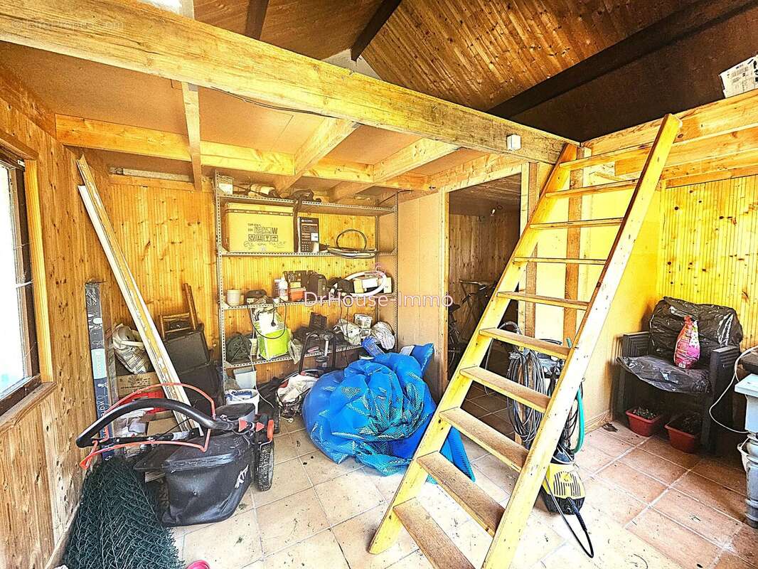 Maison à SAINT-LEON-SUR-L'ISLE