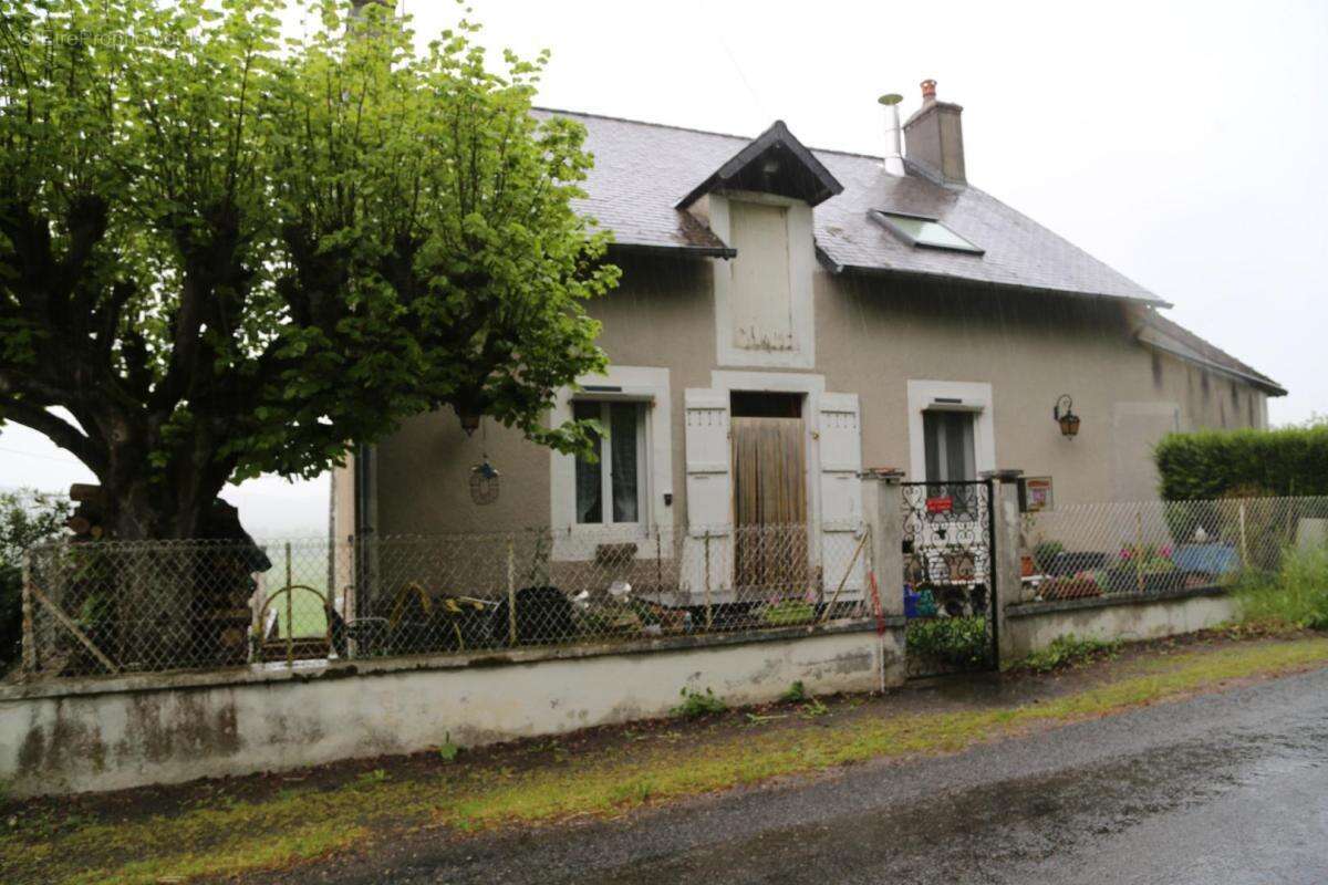 Maison à SAINT-DIDIER-SUR-ARROUX