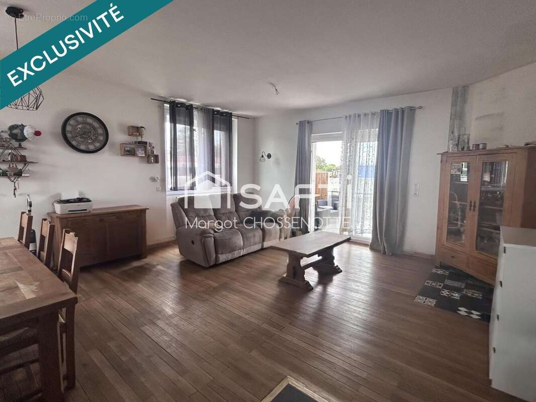 Maison 115 m² à Saint-Hilaire-De-Villefranche  - photo 2