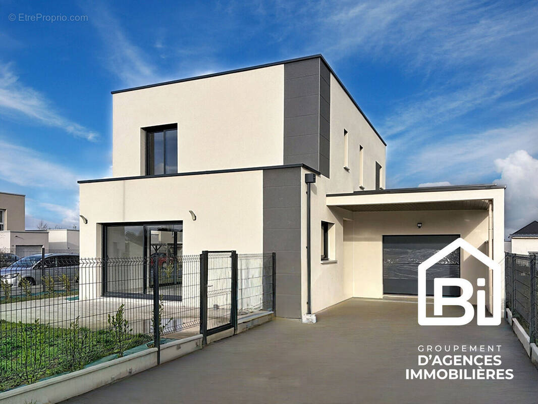 Maison à ARGENCES