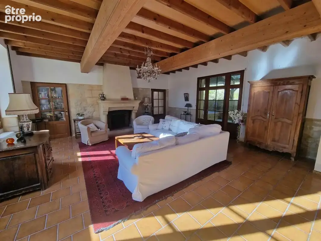 Grande maison en pierre en bordure de l'estuaire de la Gironde - photo 13